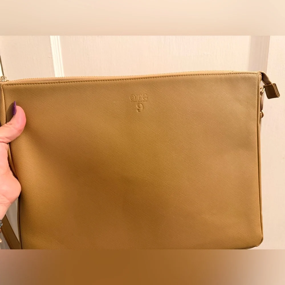 OTG Padded Crossbody Techie